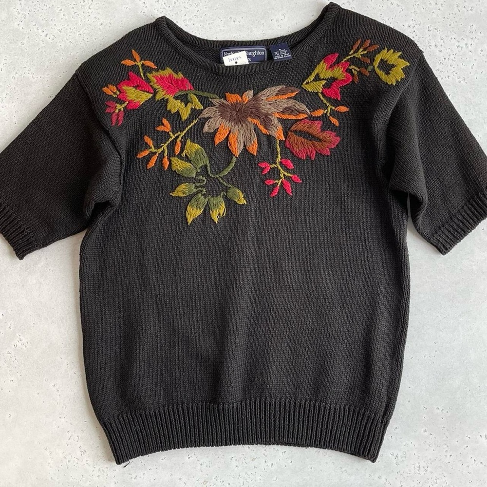 Vintage NWT Norton McNaughton Petites Black Knit Fall Flowers Sweater Blouse-